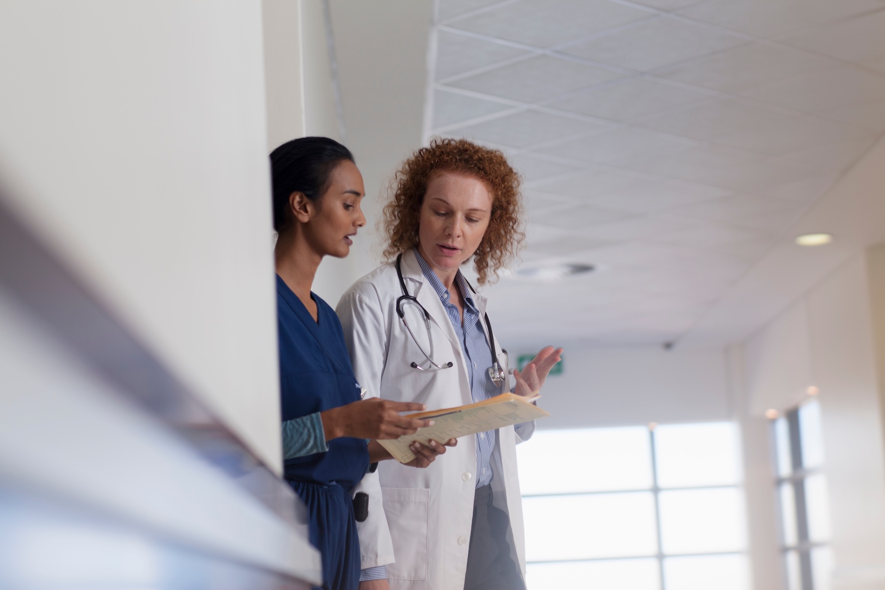 praticien hospitalier de garde